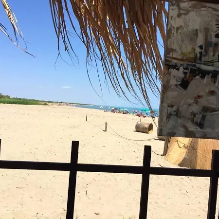 With One Bedroom In With Enclosed Garden And Wifi 3 Km From The Beach Lejlighed Scanzano Jonico